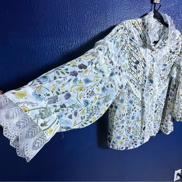 Pol Floral print blouse with lace detailing button-down  relaxed fit floral - Picture 3 of 12